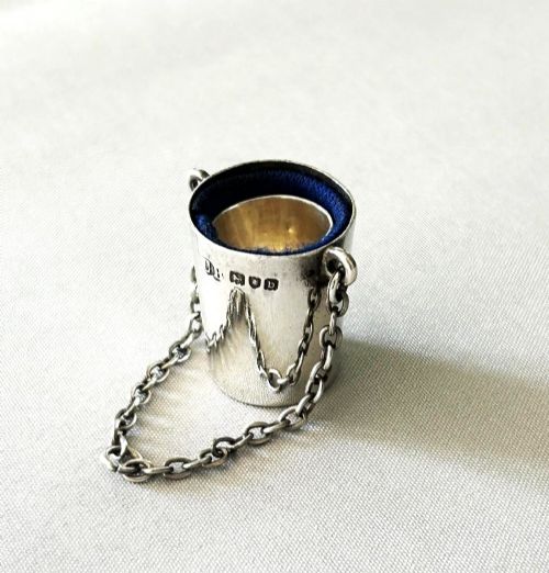 A NOVELTY VICTORIAN SILVER THIMBLE BUCKET THIMBLE