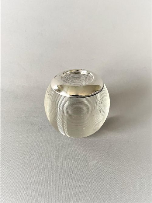 A FINE EDWARDIAN SILVER MOUNTED MATCH STRIKER