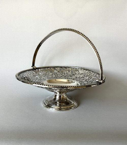 A FABULOUS MID VICTORIAN PIERCED SILVER PLATED FRUIT BASKET - ADDITIONAL PHOTO 1