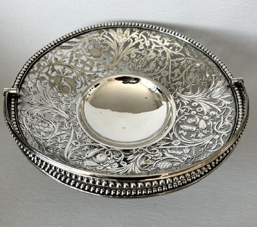 A FABULOUS MID VICTORIAN PIERCED SILVER PLATED FRUIT BASKET - ADDITIONAL PHOTO 10