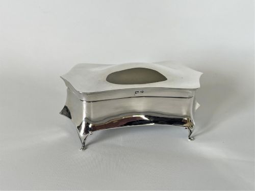 A stylish George V silver cufflinks/trinket box