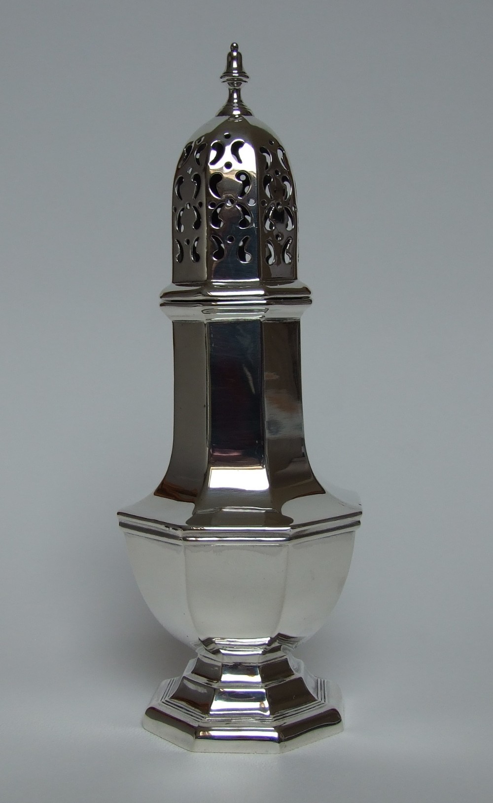 A Chester silver Edwardian sugar caster.