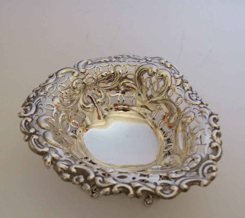 A quality Victorian pierced silver trinket bowl.