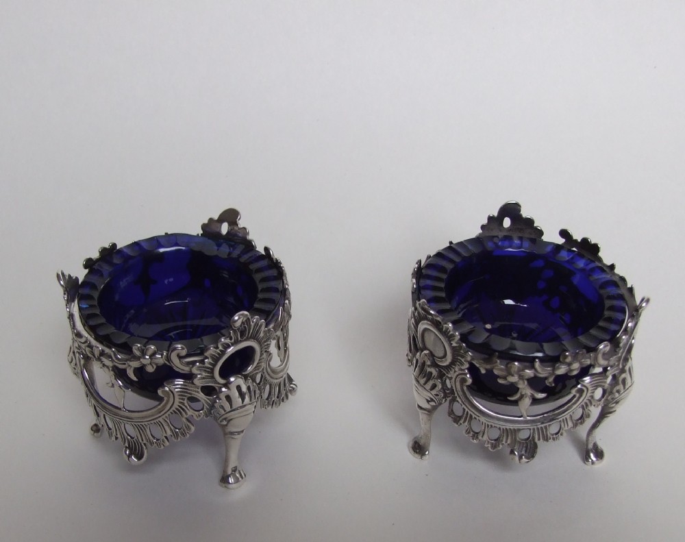 A gorgeous pair of George IV silver salts tubs.