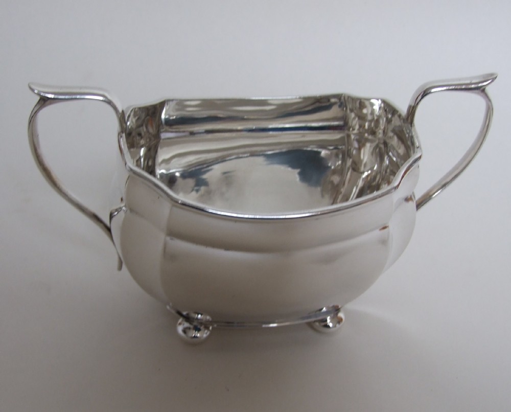 A handsome silver twin handled bowl.