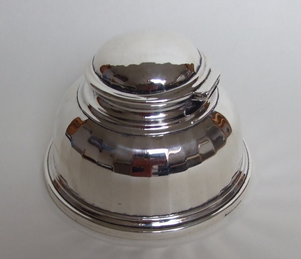A fabulous and good quality silver inkwell by Alexander Clarke.