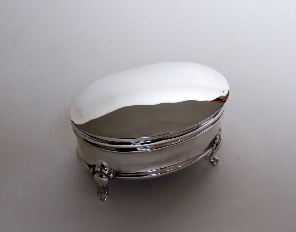 A charming small silver Edwardian trinket box.