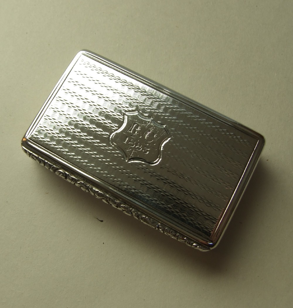 A superior Victorian silver snuff box.