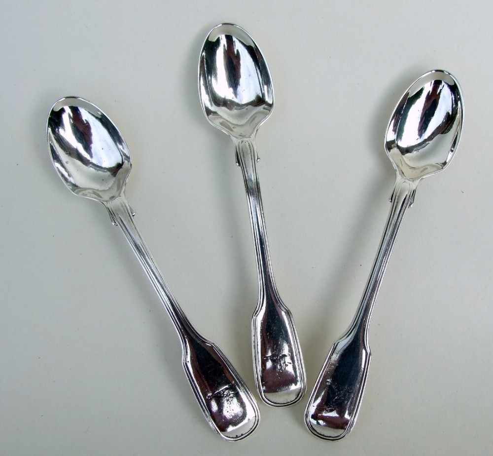 Three Victorian silver fiddle & thread egg spoons.