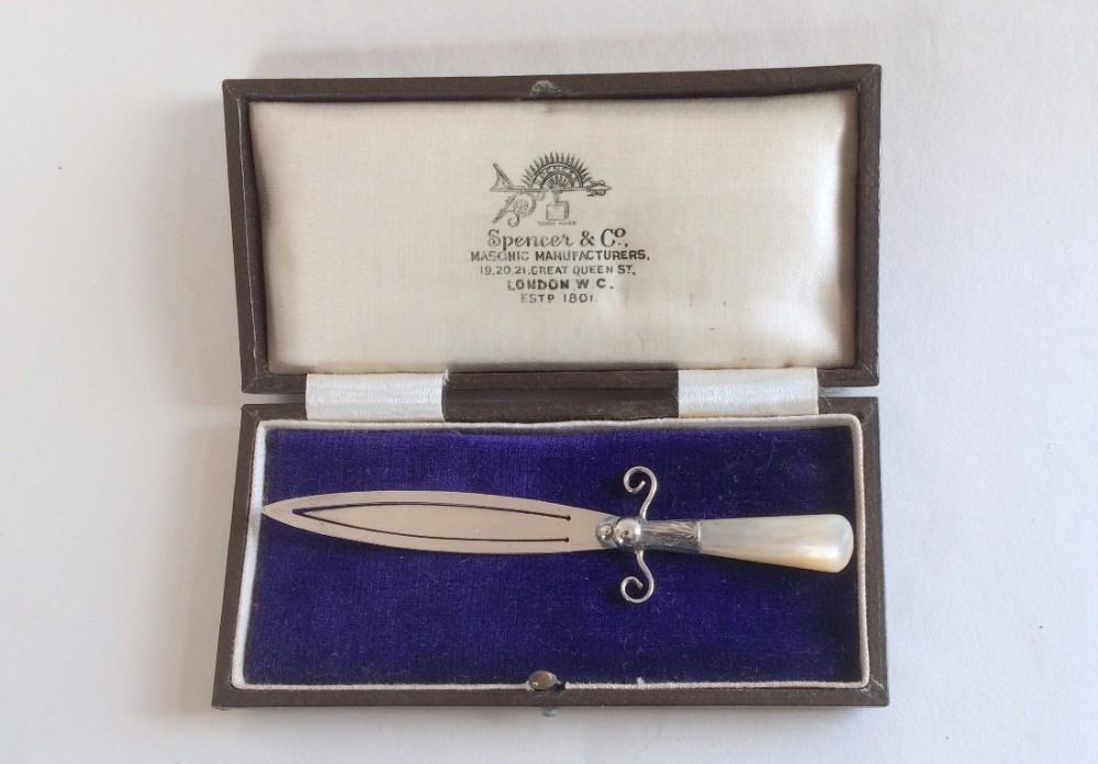 An unusual boxed silver novelty bookmark.