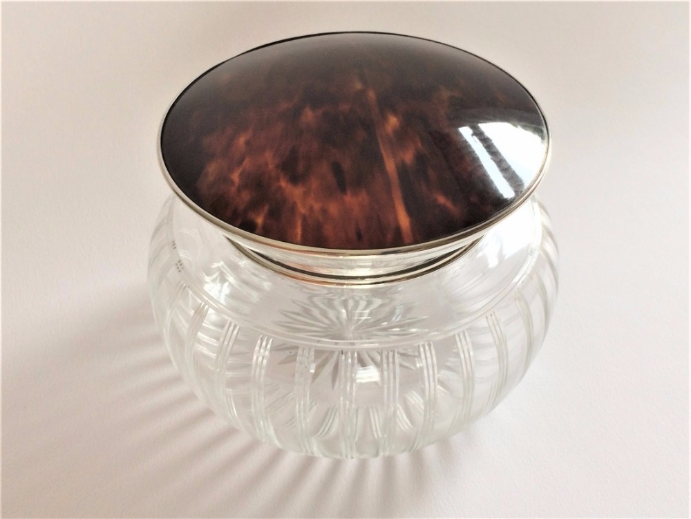 A large silver & tortoiseshell lidded powder bowl.