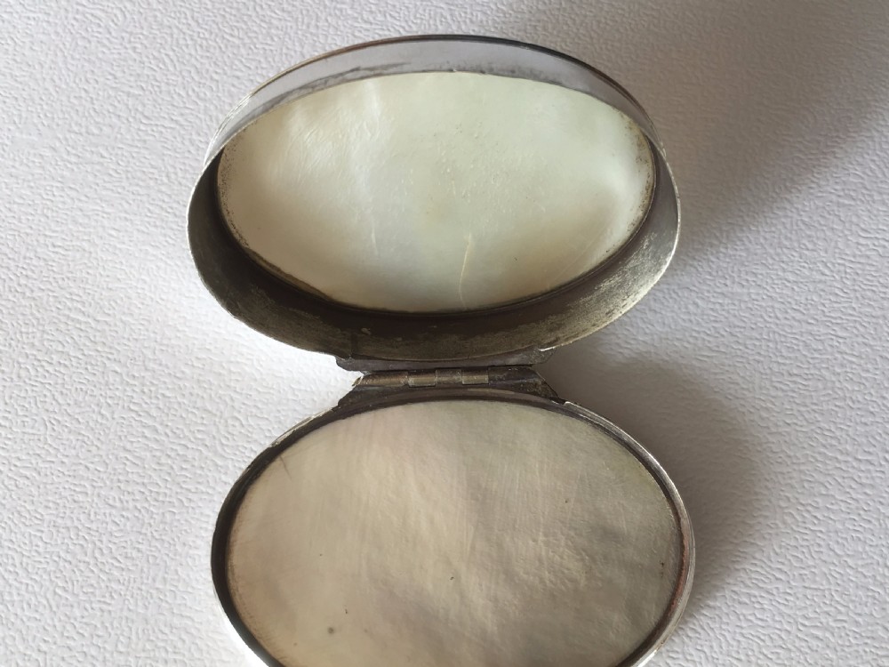 A rare George II silver & mother-of-pearl snuffbox. View VII