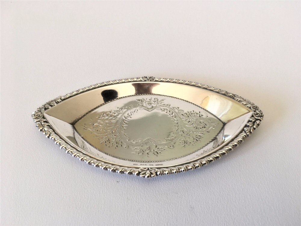 A quality Edwardian silver trinket tray. View II