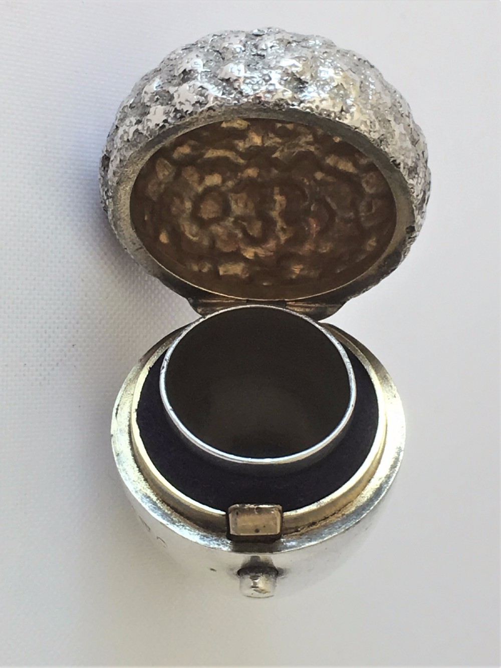 A rare Victorian silver 'acorn' thimble case View VI