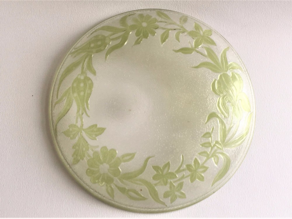 A superb St. Louis acid etched dish View IV
