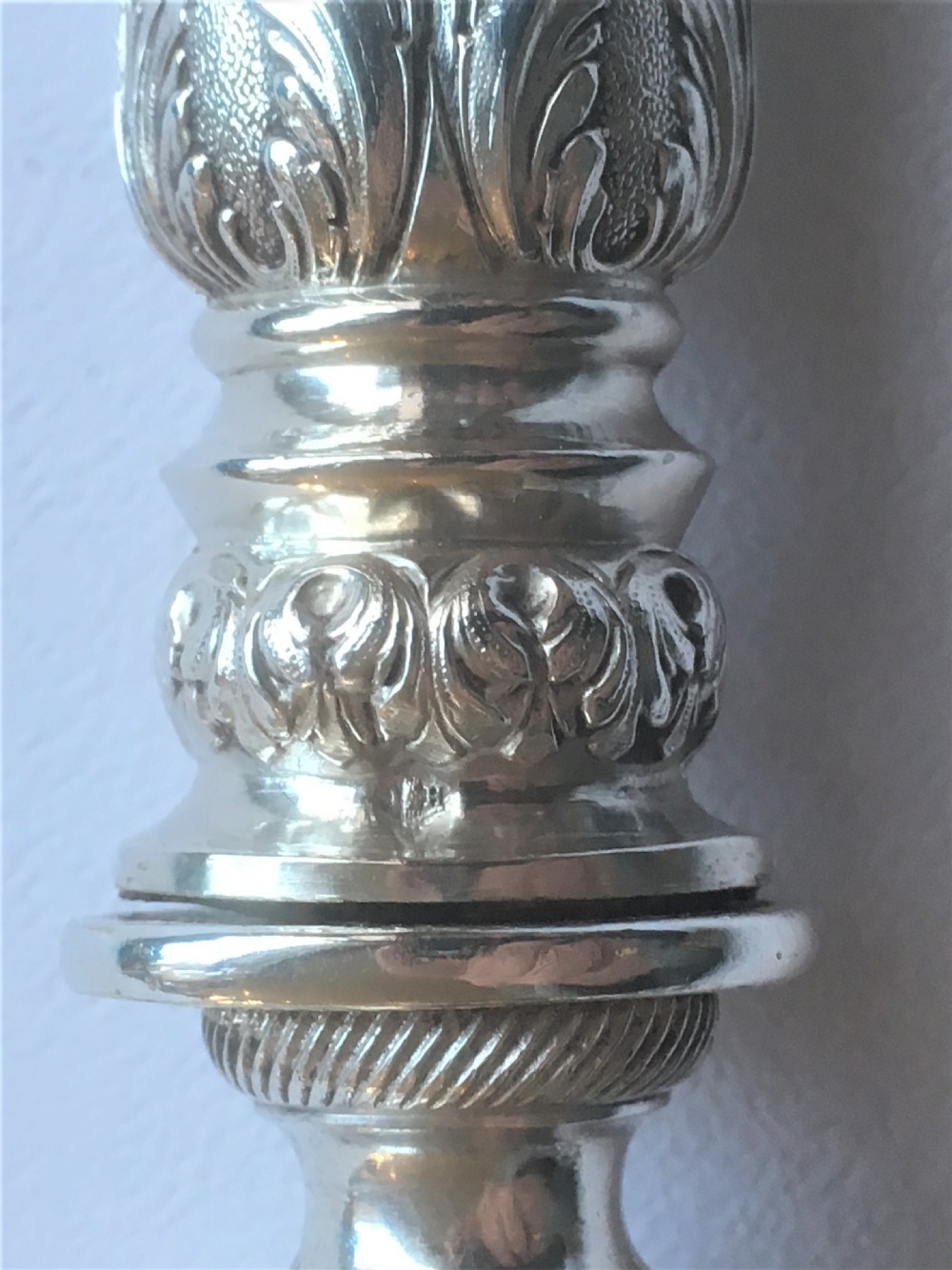 A superb French silver manche a gigot d'agneau View V