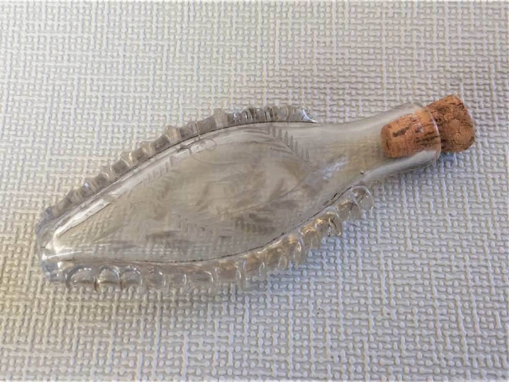 A charming Victorian fern etched glass scent flask