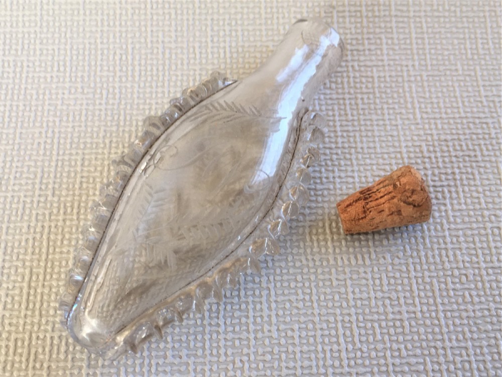 A charming Victorian fern etched glass scent flask View IV