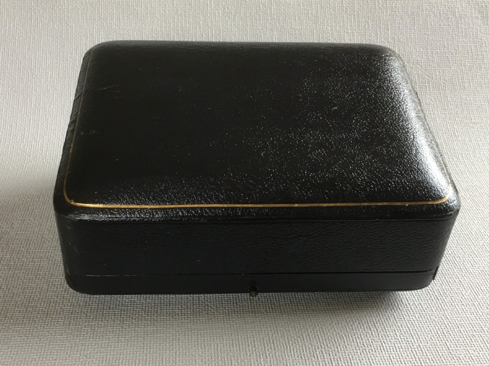A superb boxed pair of silver condiment tubs & spoons View III