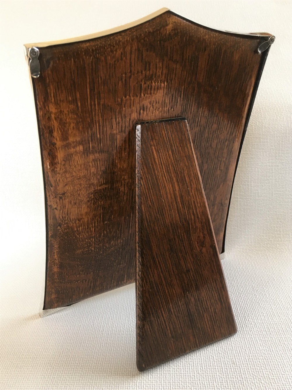 A handsome shaped silver photo frame View V