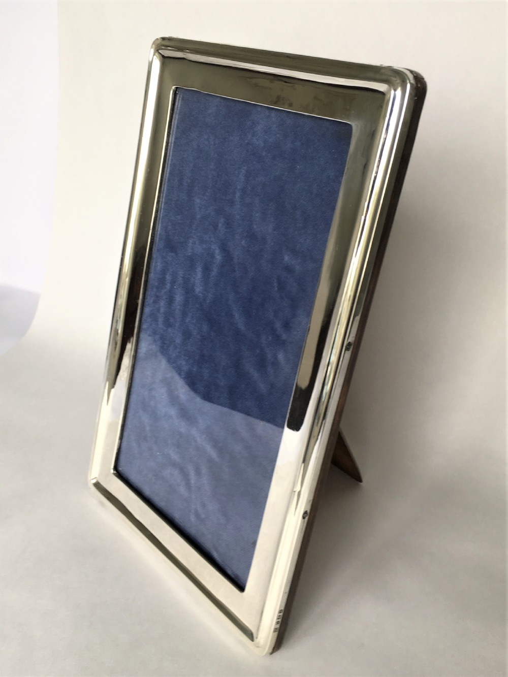 A large George V silver photo frame View III