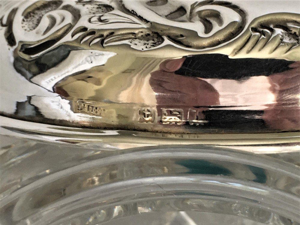 A stunning silver & enamel lidded powder bowl View VI