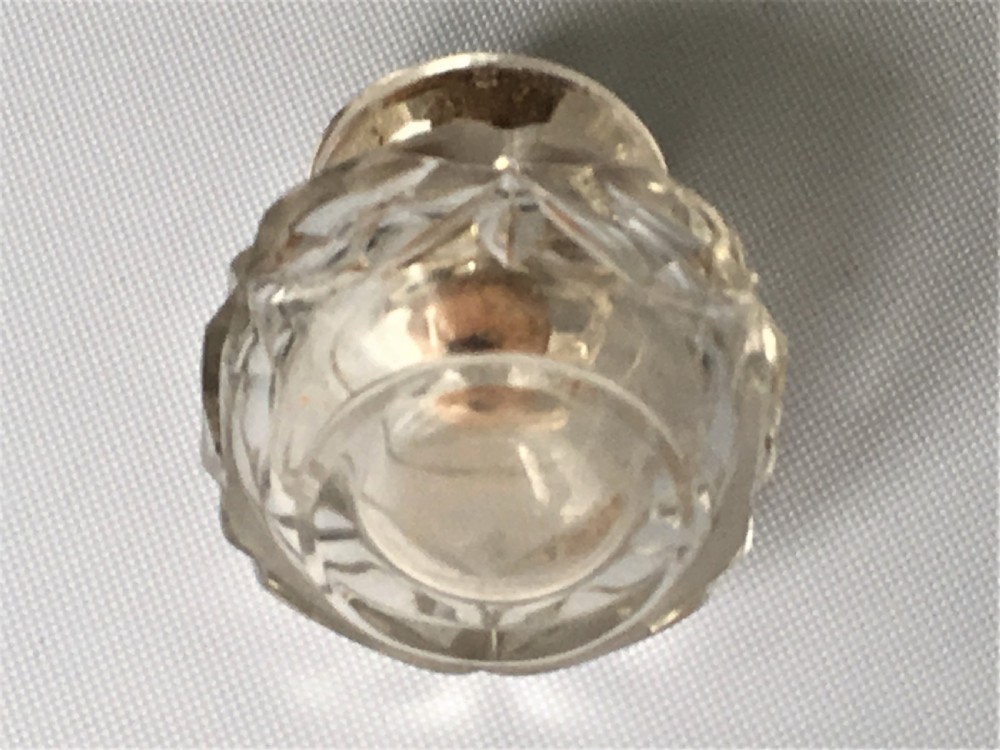 A pretty silver mounted cut glass scent bottle View III