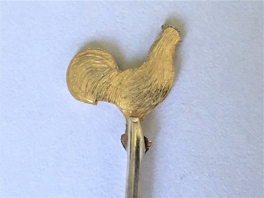 A set of silver gilt cockerel cocktail sticks View IV
