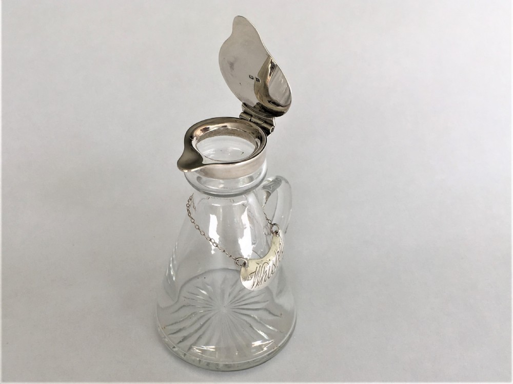 A delightful silver mounted Whisky tot or chotopeg View VI