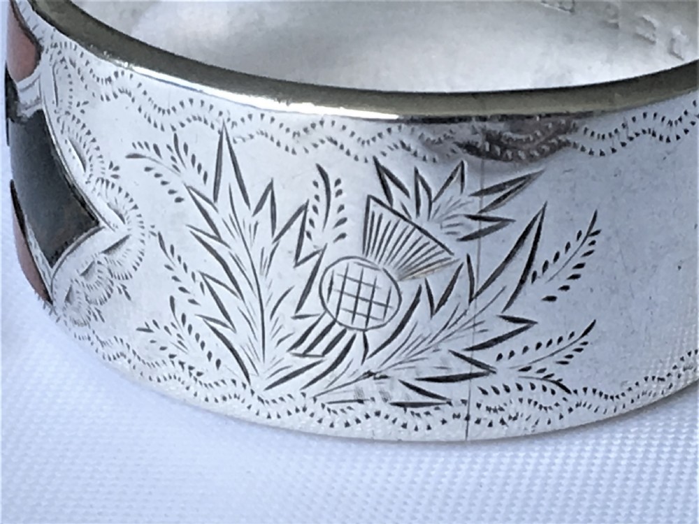 A superb silver & agate Scottish themed napkin ring View XI