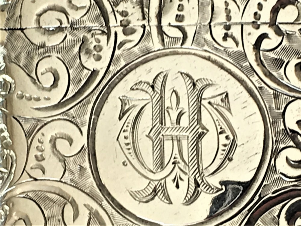 An unusual curved Victorian silver vesta View IV