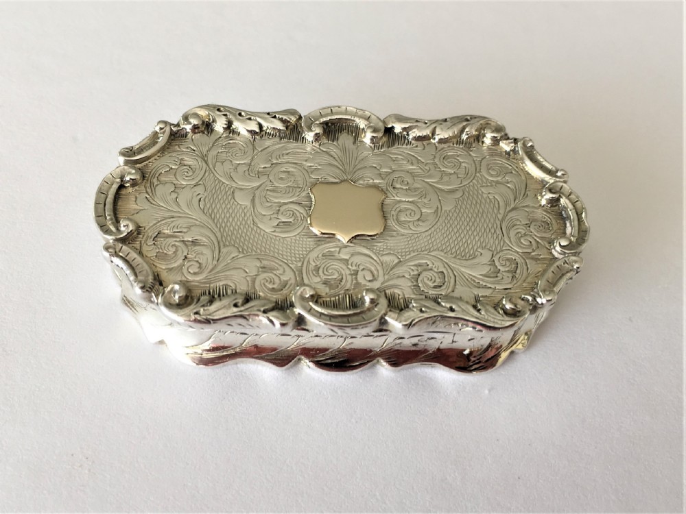 A fabulous early Victorian silver gilt snuff box View II