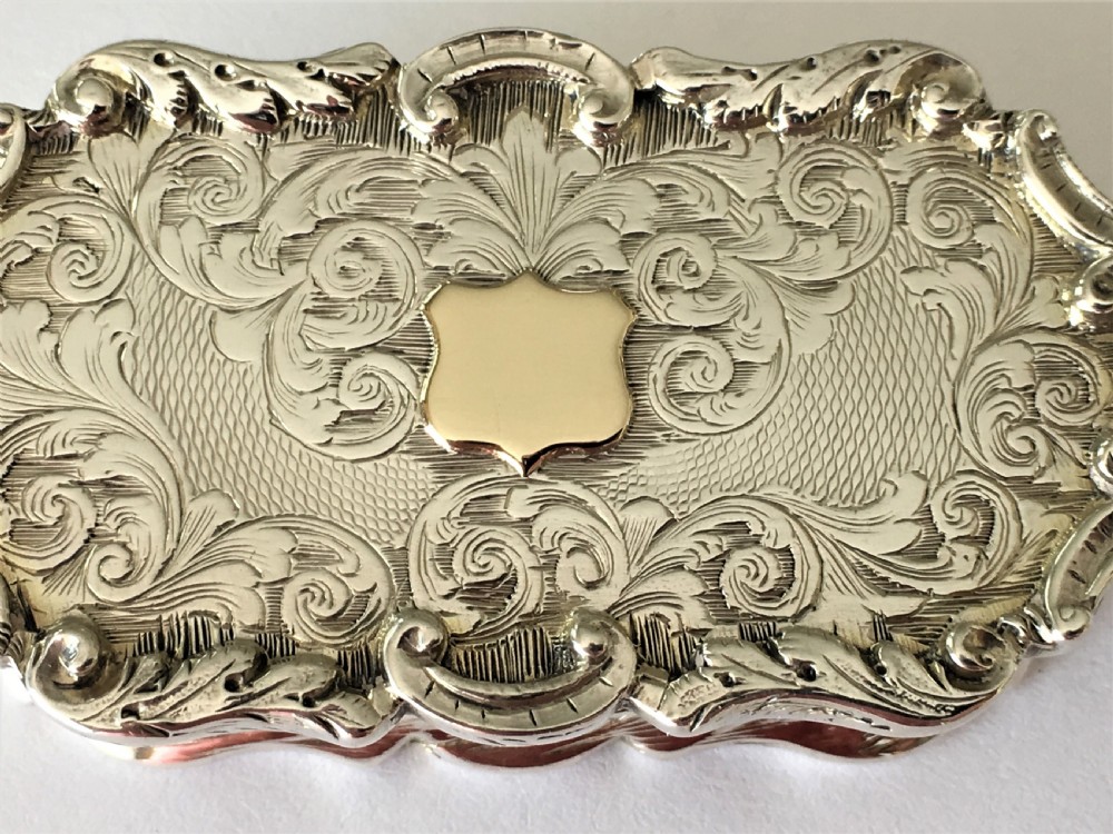 A fabulous early Victorian silver gilt snuff box View VI