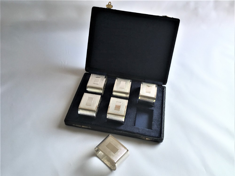 A superb set of six Art Deco silver napkin rings View VIII