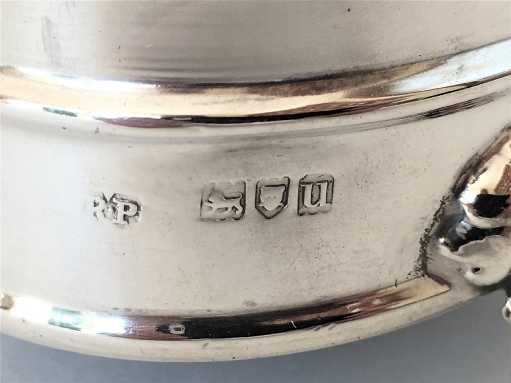 A good quality oval silver trinket box View V