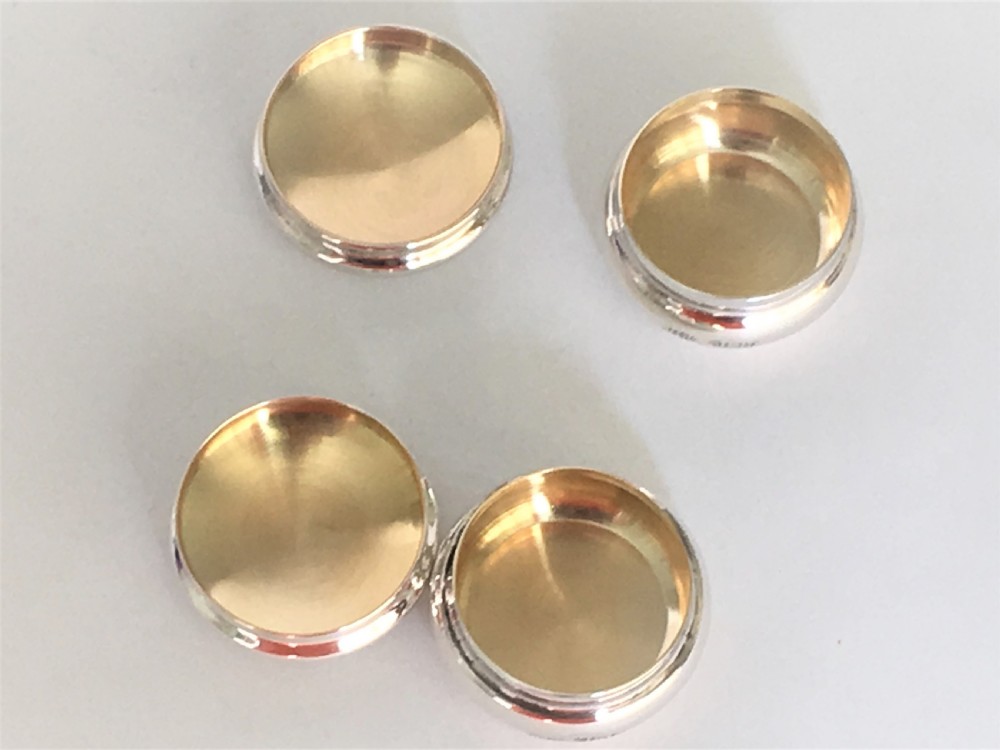 A pair of 'his & hers' silver pill boxes View IV