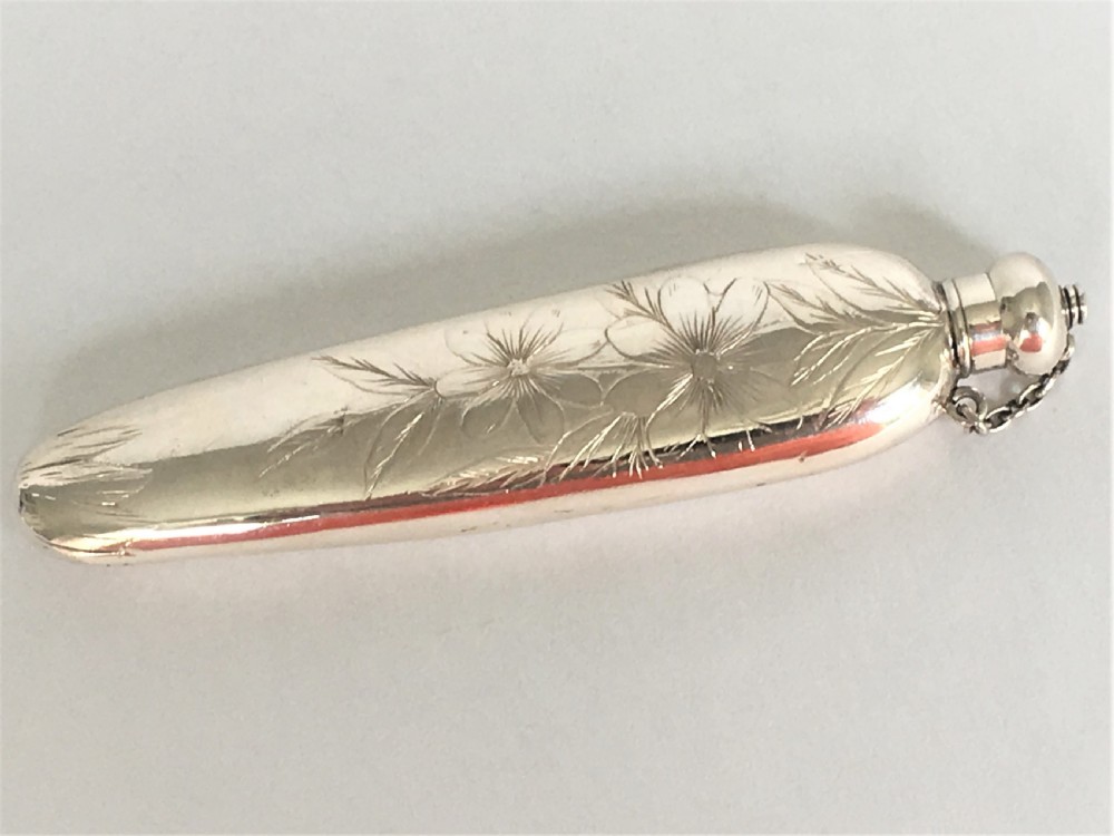 A lovely Victorian silver scent flask