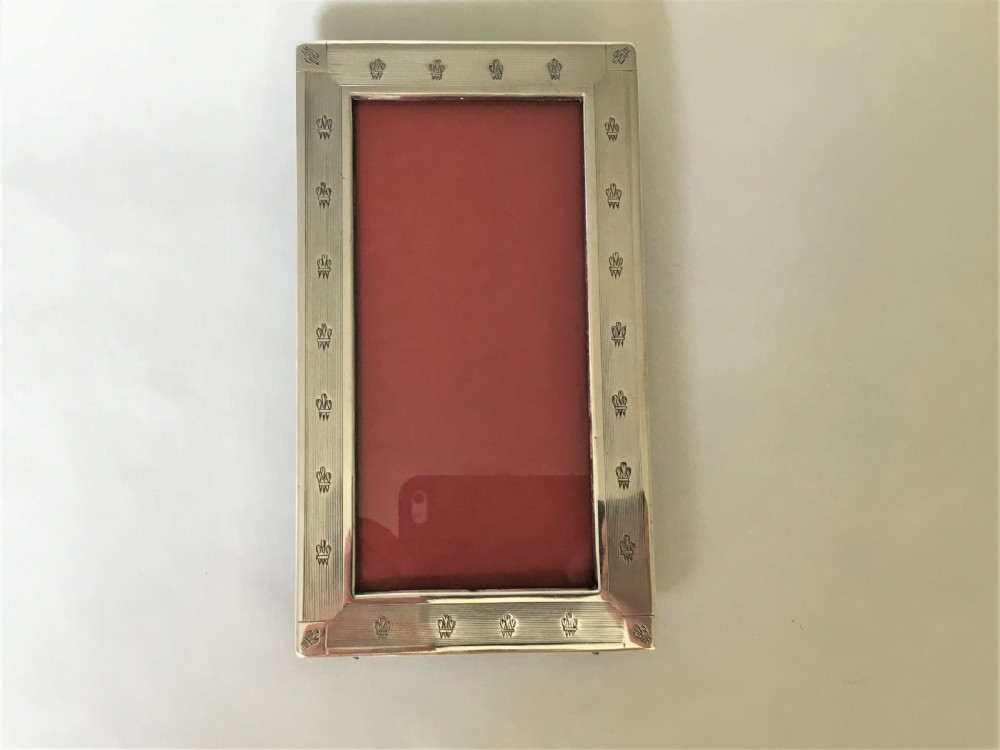 A gorgeous Edwardian silver photo frame View IV