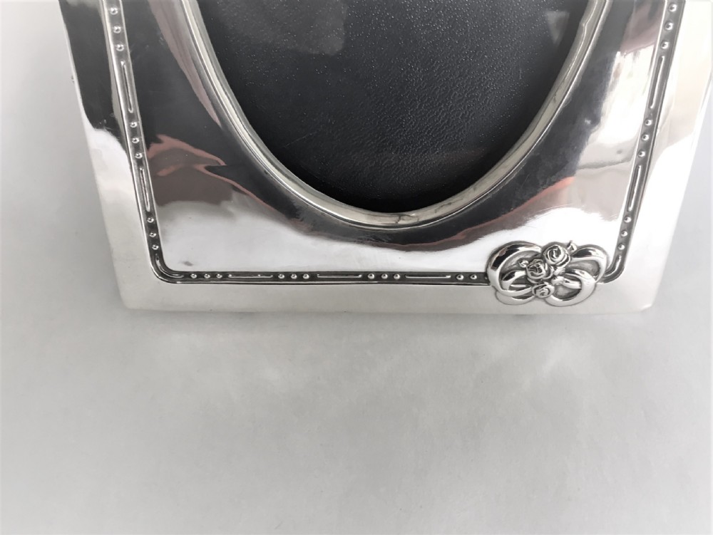 An Edwardian Chester silver photo frame View IX
