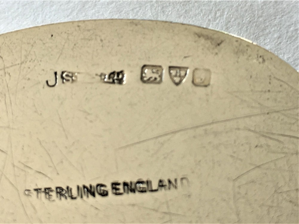 A fabulous silver & bi-coloured enamel pill box View IV