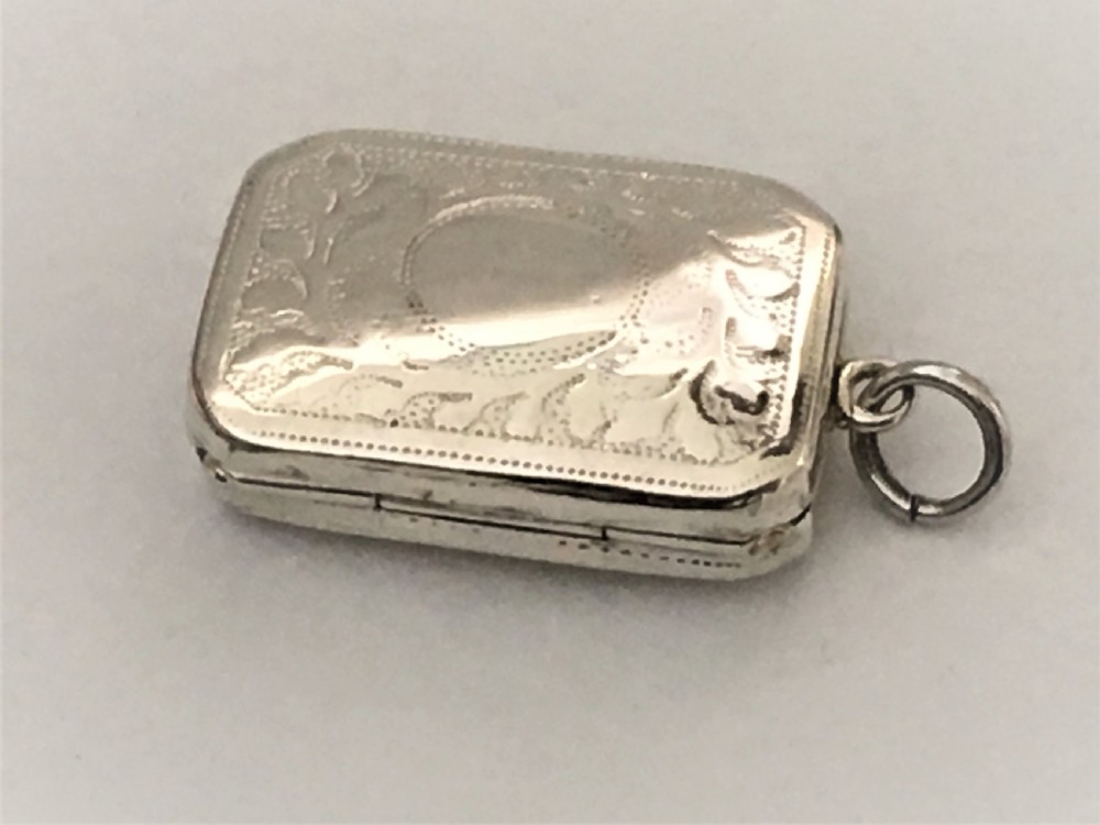 A gorgeous Georgian silver vinaigrette