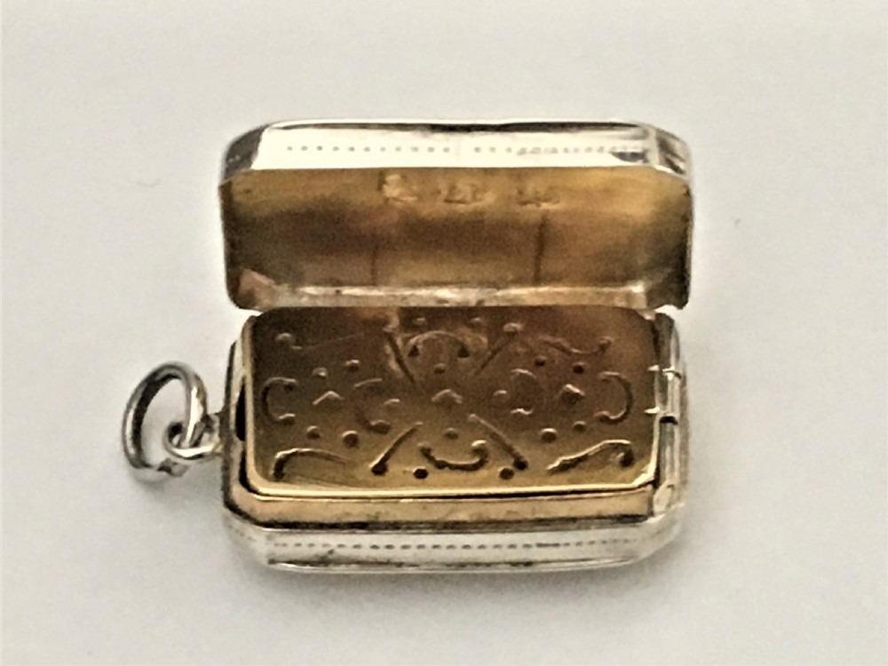 A gorgeous Georgian silver vinaigrette View III