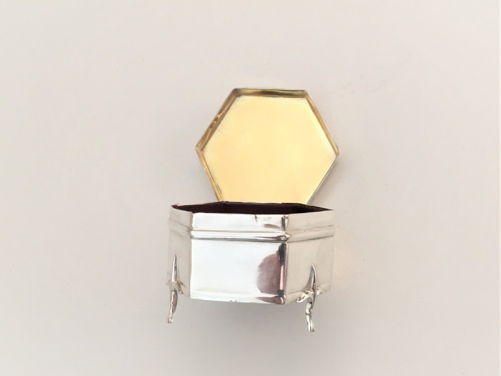 A delightful hexagonal silver trinket box View V