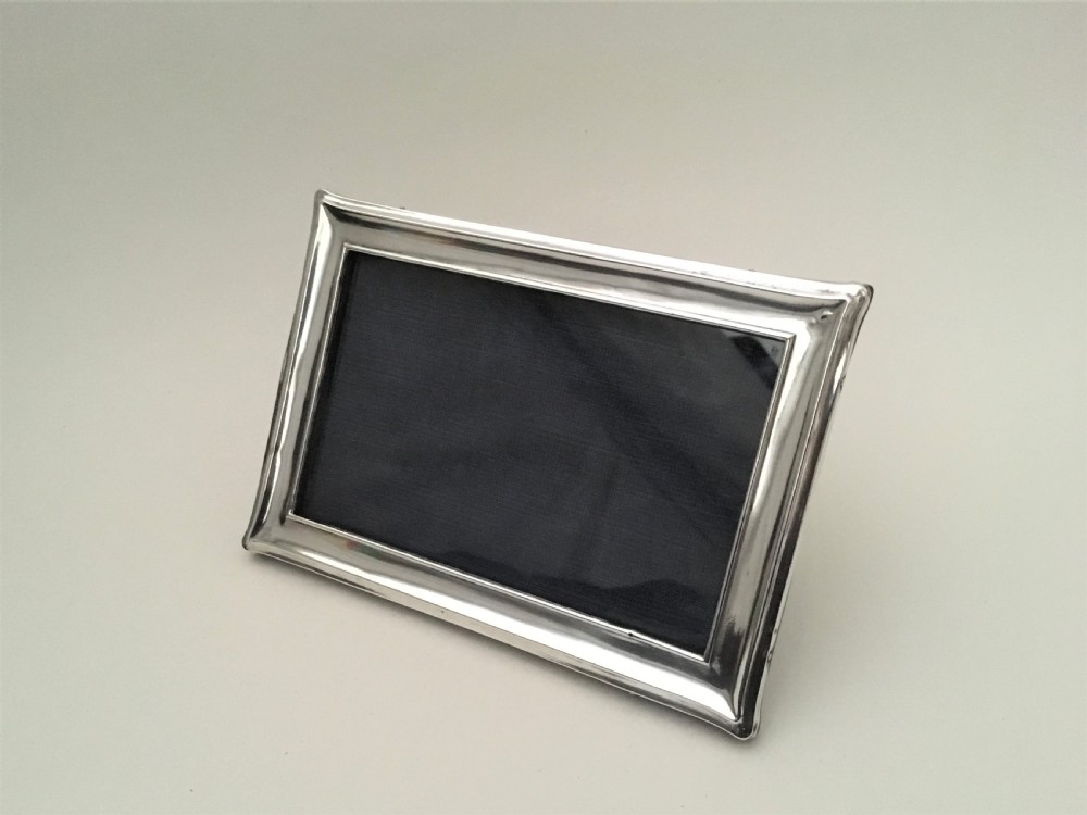 A useful silver landscape photo frame