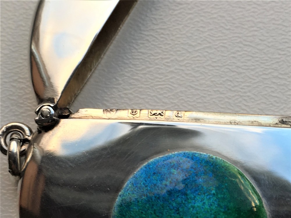 A superb silver & enamel round vesta View V