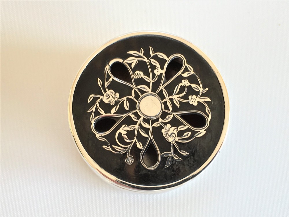 A gorgeous silver & tortoiseshell pot pouree box View III