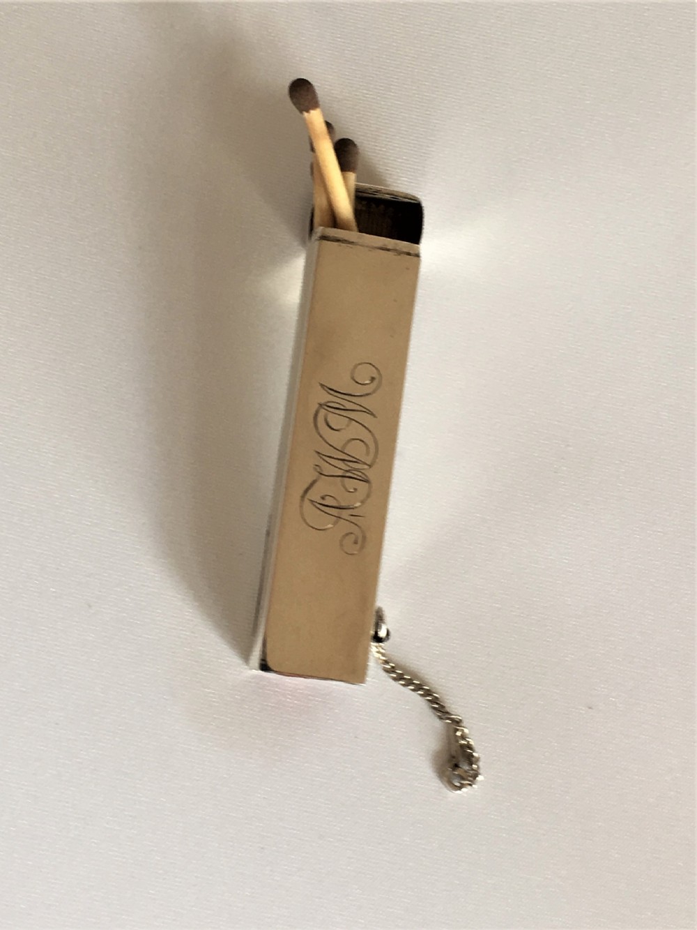 A rare Edwardian silver vesta/sealing wax combo View III