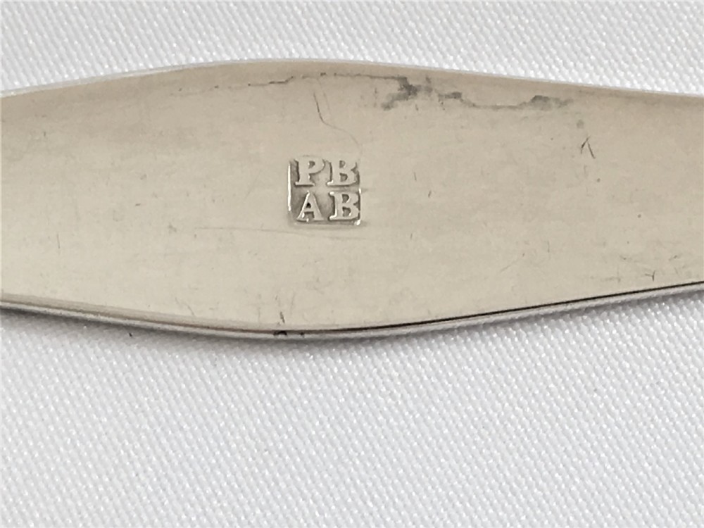 A gorgeous pair of 18th Century silver tongs View IV