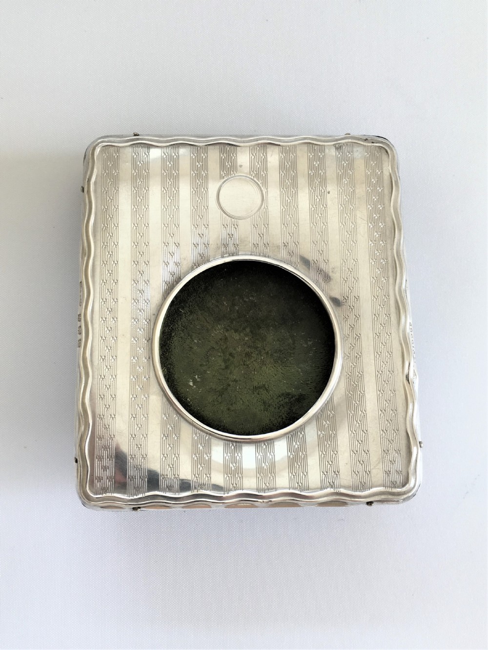 A lovely silver travelling watch/clock case View IV