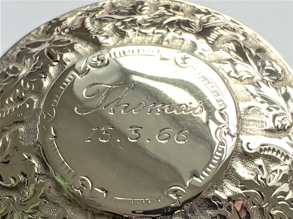 An unusual Victorian silver snuff box View III